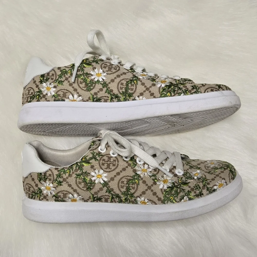 Tory Burch Howell Court Monogram Daisy Floral Sneakers Shoes - Picture 4 of 9